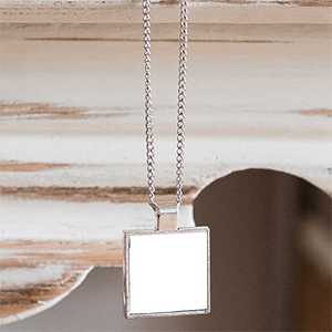 Ciondolo Quadrato - Mockup